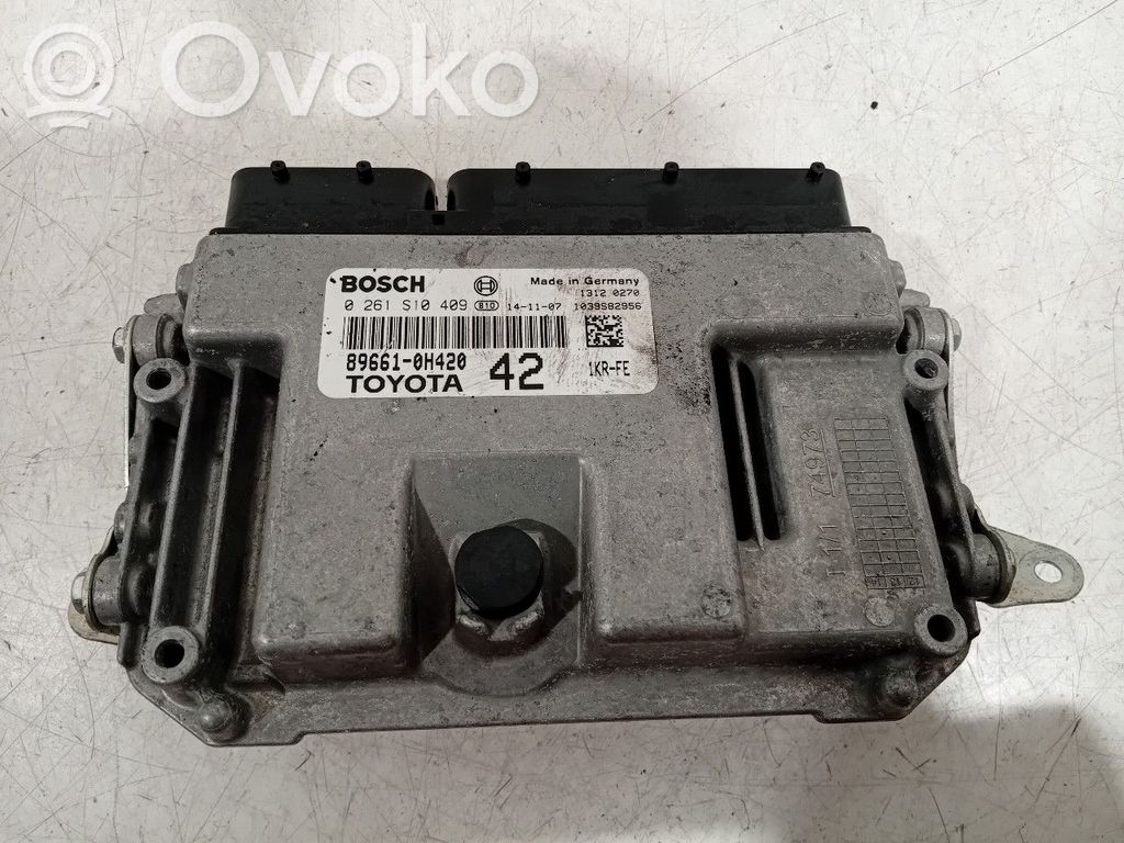 Toyota Aygo AB40 Engine control unit/module 