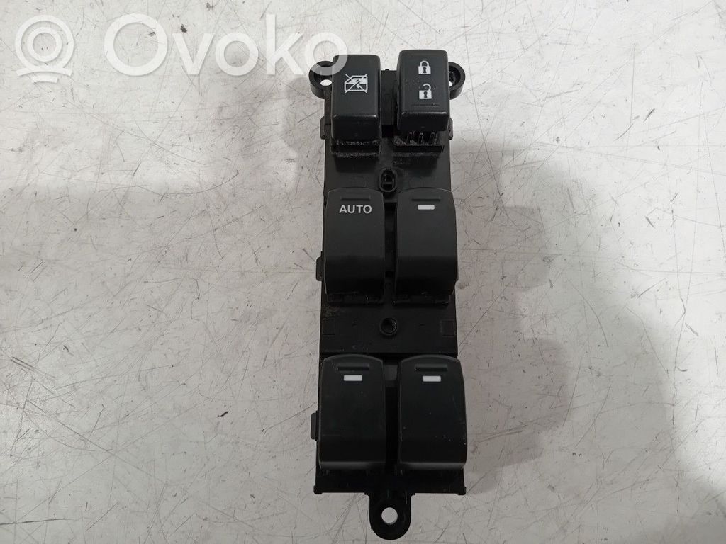 Suzuki Vitara (LY) Interruptor del elevalunas eléctrico 