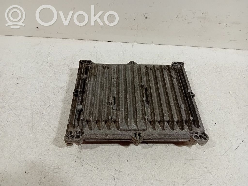 Engine control unit/module   8W0907311B