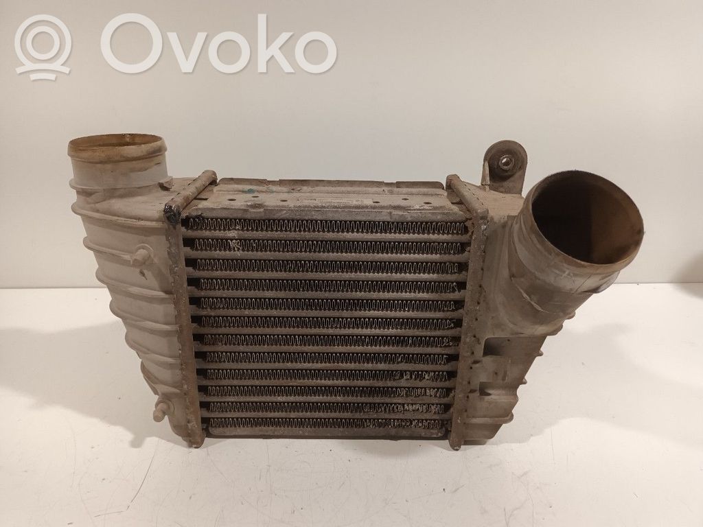 Audi TT Mk1 Interkūlerio radiatorius 