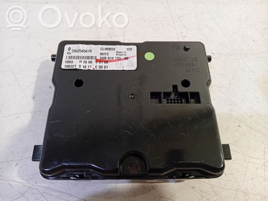 Renault Megane IV Climate control unit 
