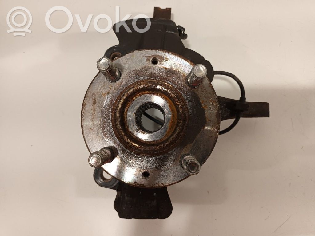 Front wheel hub