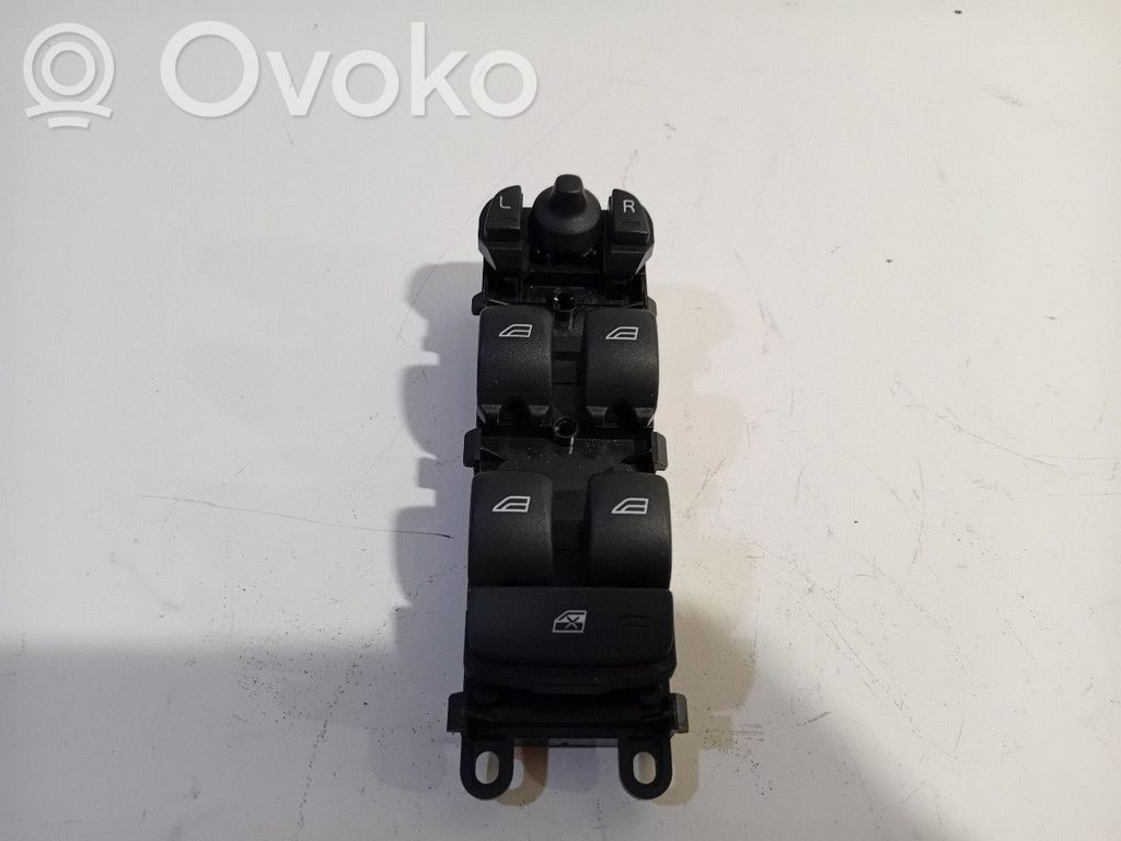 Volvo V40 Electric window control switch 