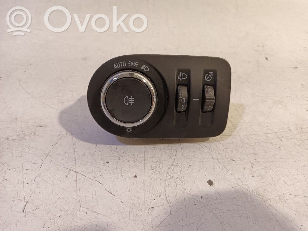 Opel Astra K Light switch 