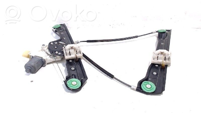 BMW 1 E81 E87 Front door window regulator with motor 