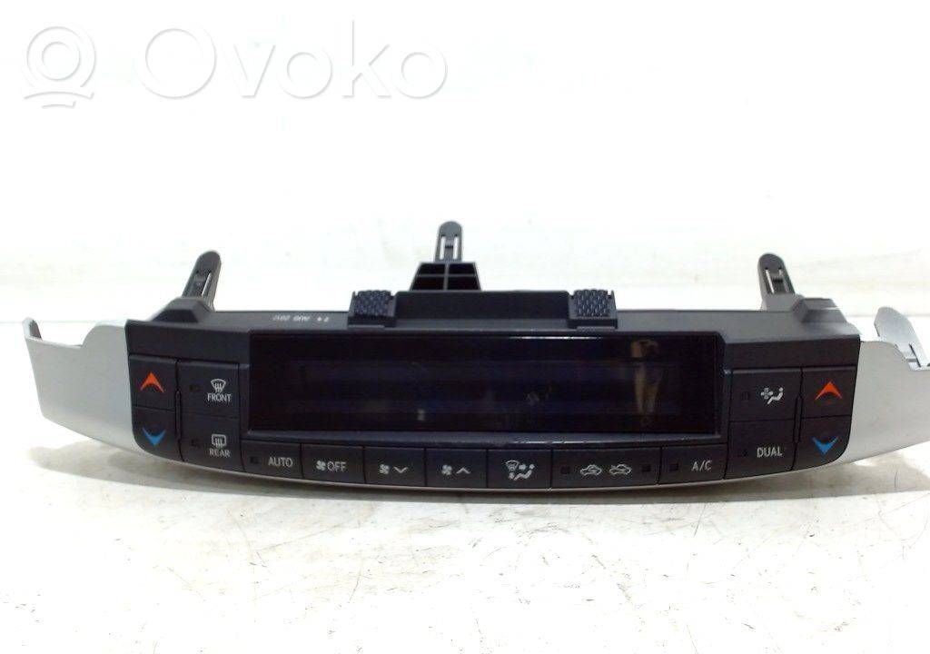 Lexus CT 200H Climate control unit 