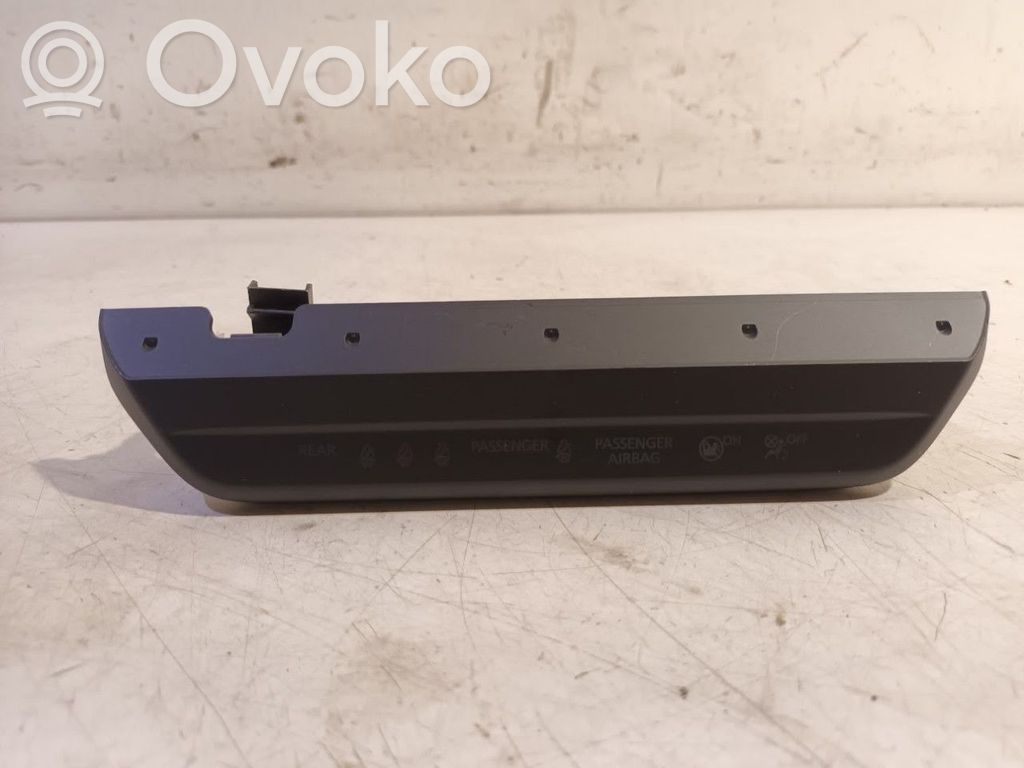 Engine control unit/module   BDEL55260D