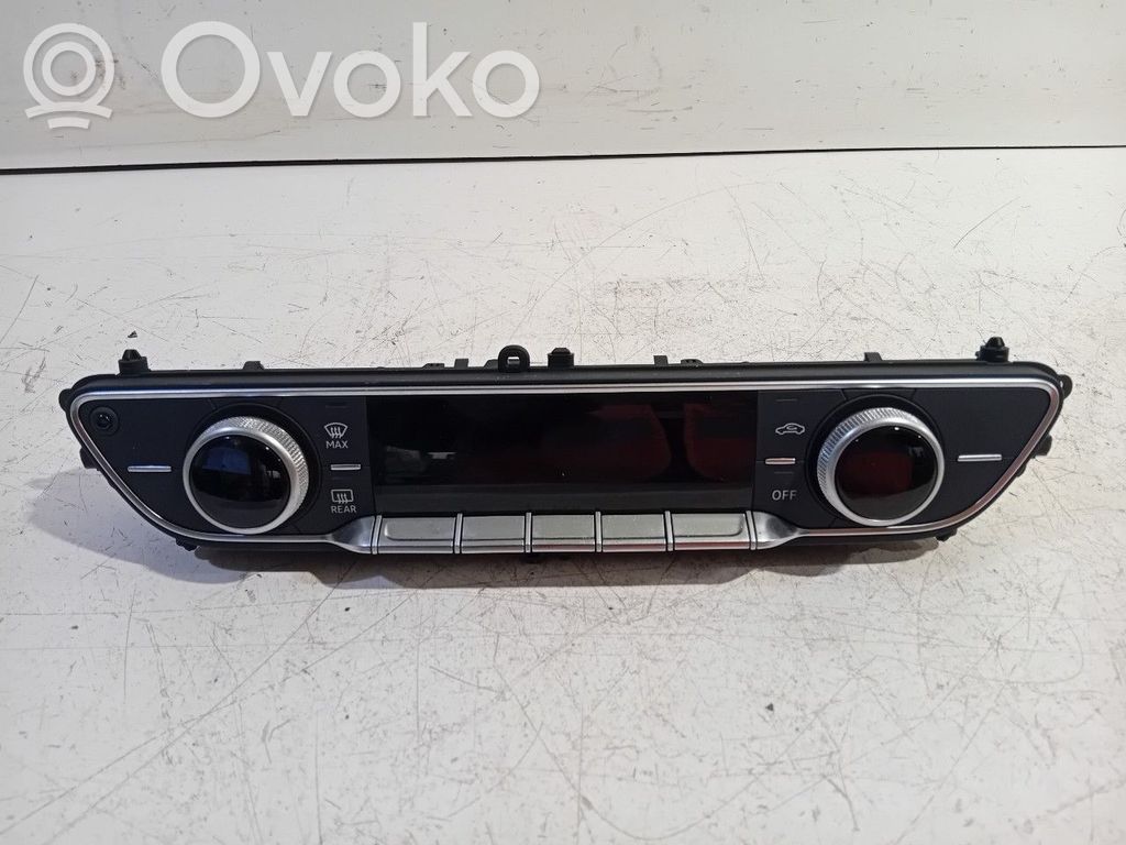 Audi A5 Climate control unit 