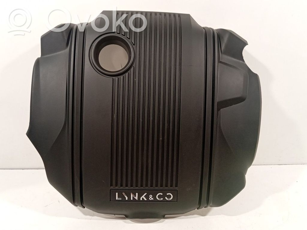 Lynk & co 01 Engine mounting bracket 