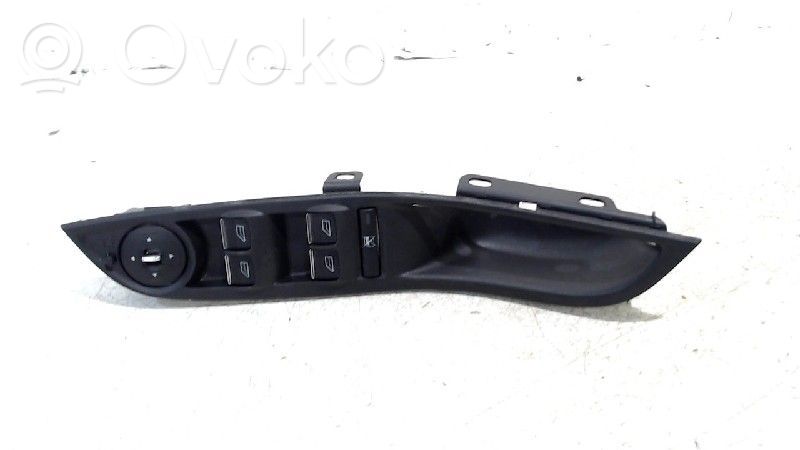 Electric window control switch   AM5T14A132CA
