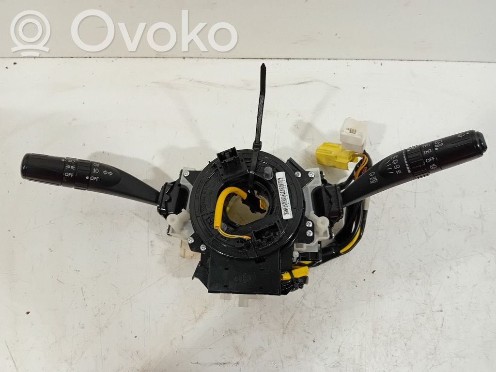 Subaru Impreza III Interruptor/palanca de limpiador de luz de giro 