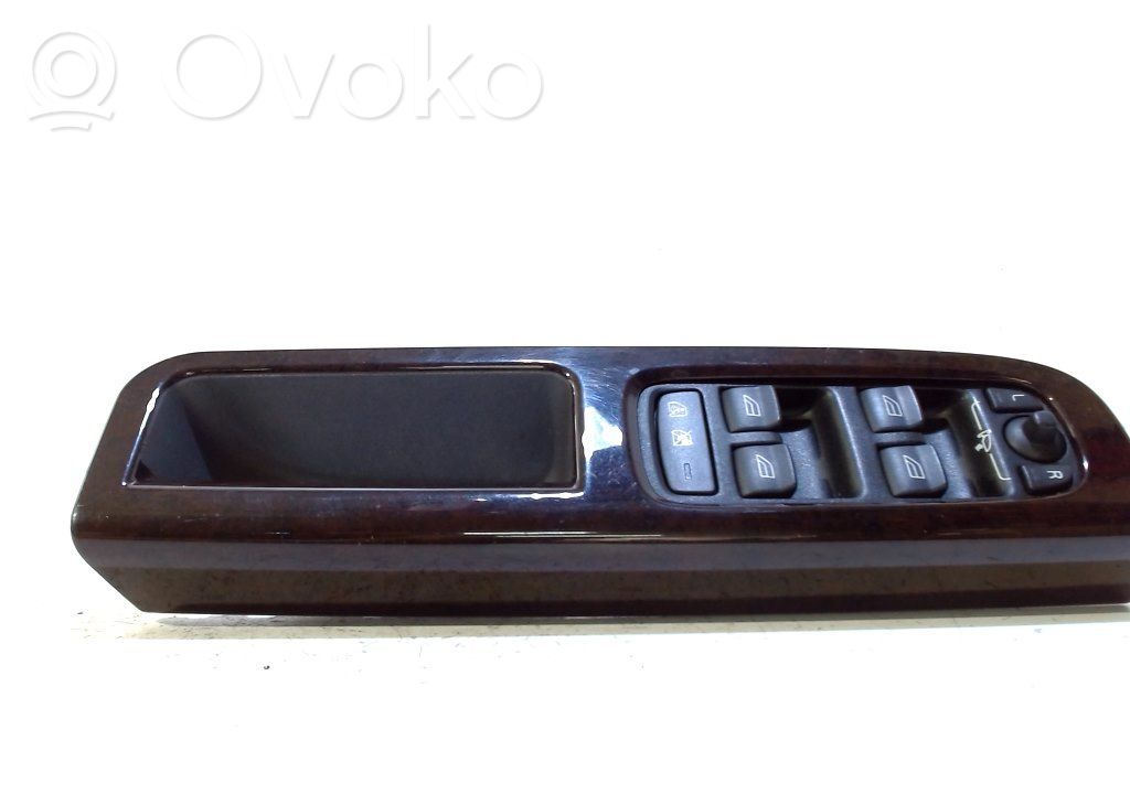 Electric window control switch   30710787,03451120,03451140,03451160,30710780,30710787,30773,30773427,30795081,8679666,YC15V14A563BJW