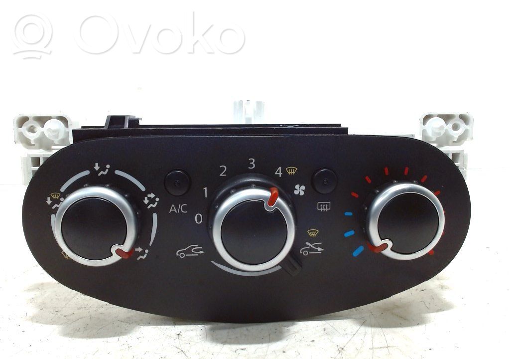 Renault Twingo III Climate control unit 
