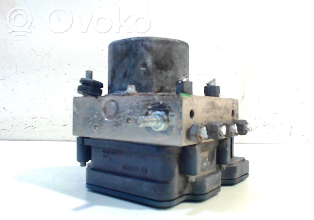 Renault Twingo III ABS bloks 
