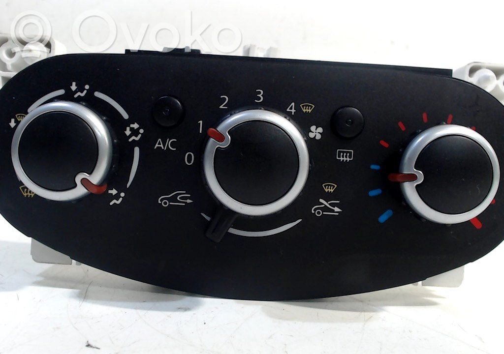 Renault Twingo III Climate control unit 