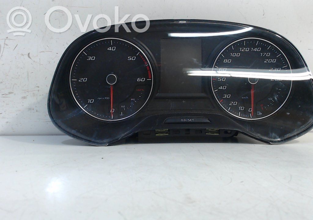 Seat Leon (5F) Spidometrs (instrumentu panelī) 