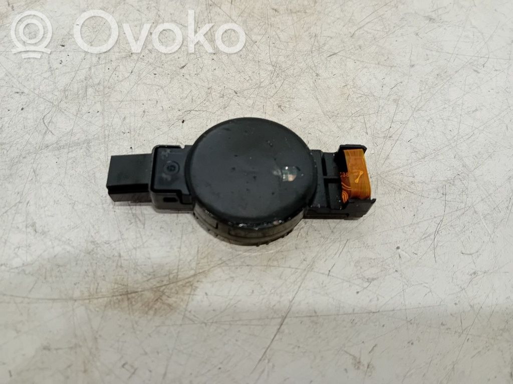 BMW 2 F46 Sensor 