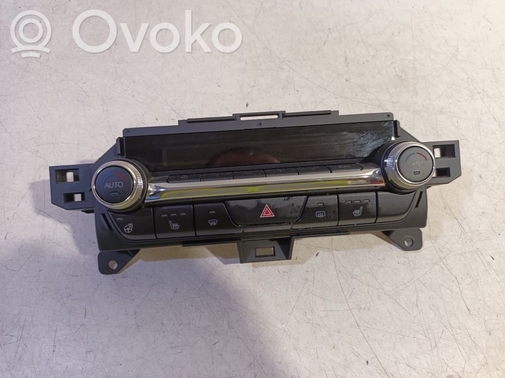 Mazda 3 Climate control unit 