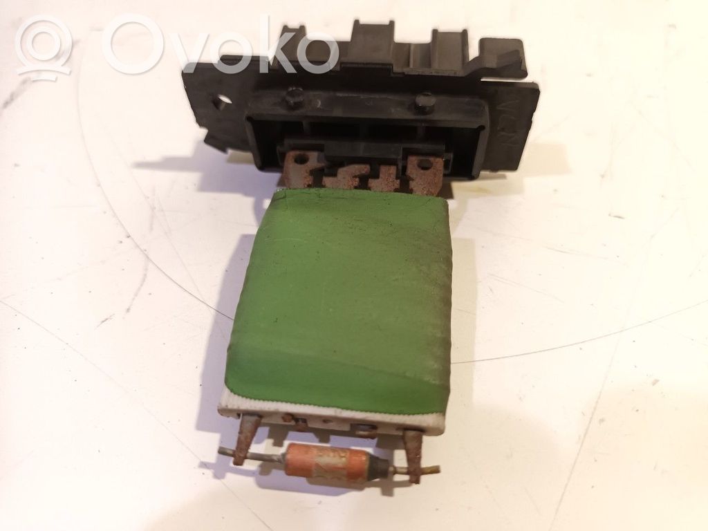 Opel Corsa D Rezystor / Opornik dmuchawy nawiewu 
