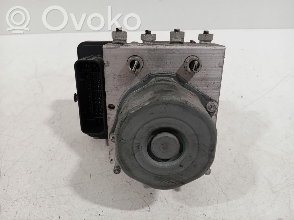 Opel Corsa E ABS bloks 