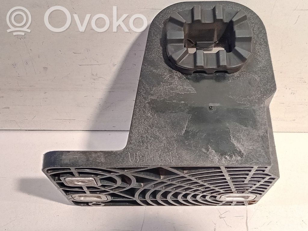 Volkswagen ID.4 Uchwyt / Wspornik 