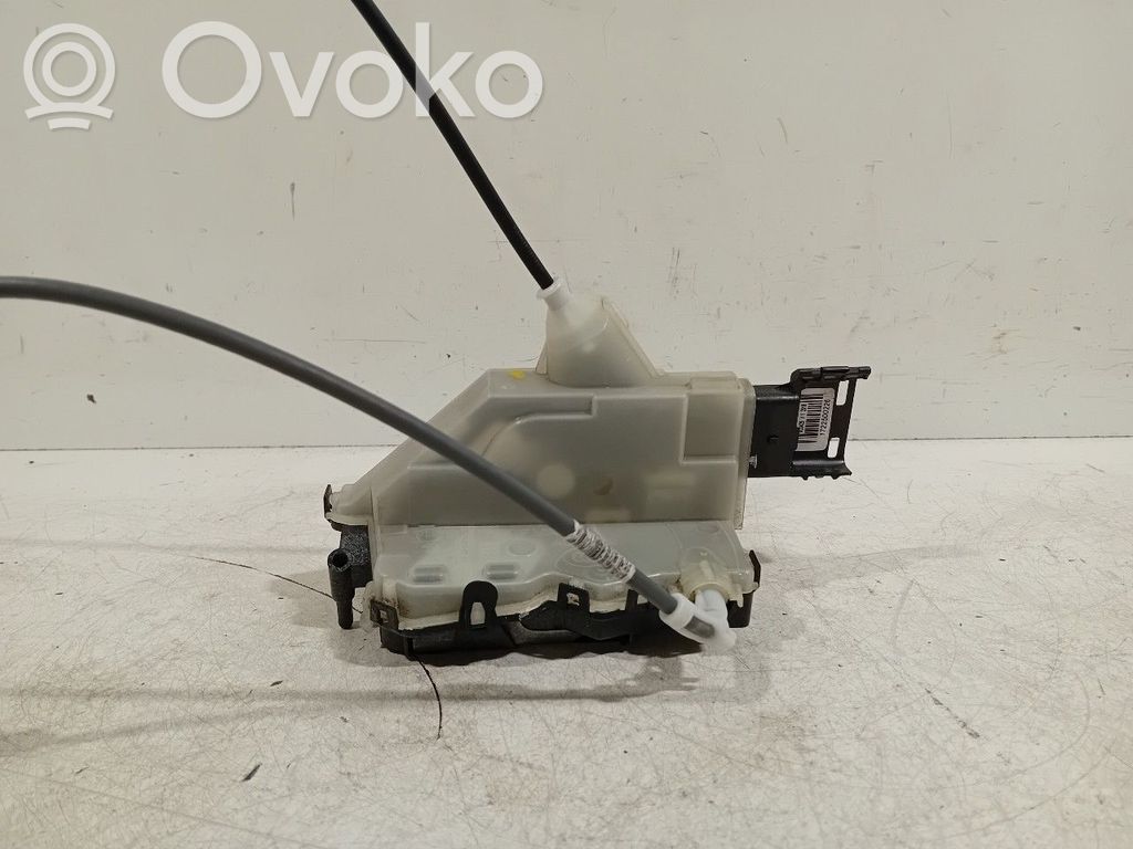Citroen C3 Priekšpusē slēdzene 