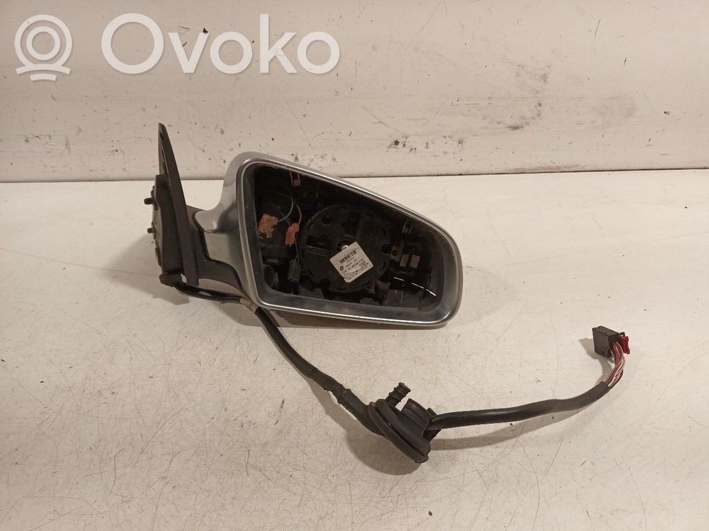 Audi A6 S6 C6 4F Elektryczne lusterko boczne drzwi przednich 