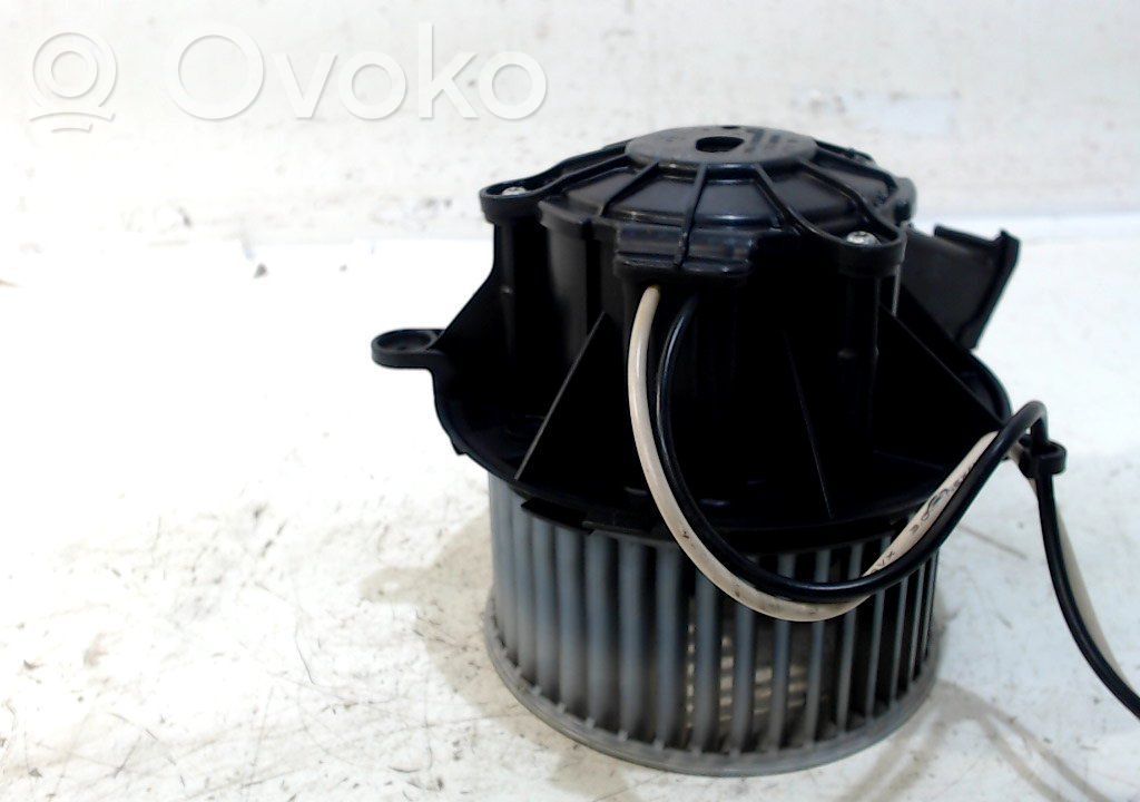 Opel Astra J Mazā radiatora ventilators 