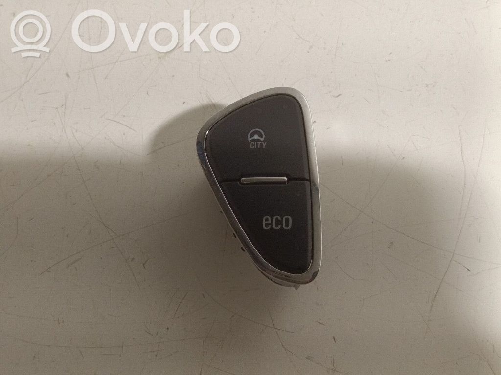 Opel Corsa E Autres commutateurs / boutons / leviers 