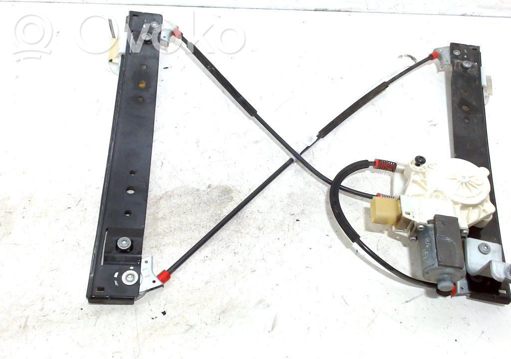 Regulador de puerta trasera con motor