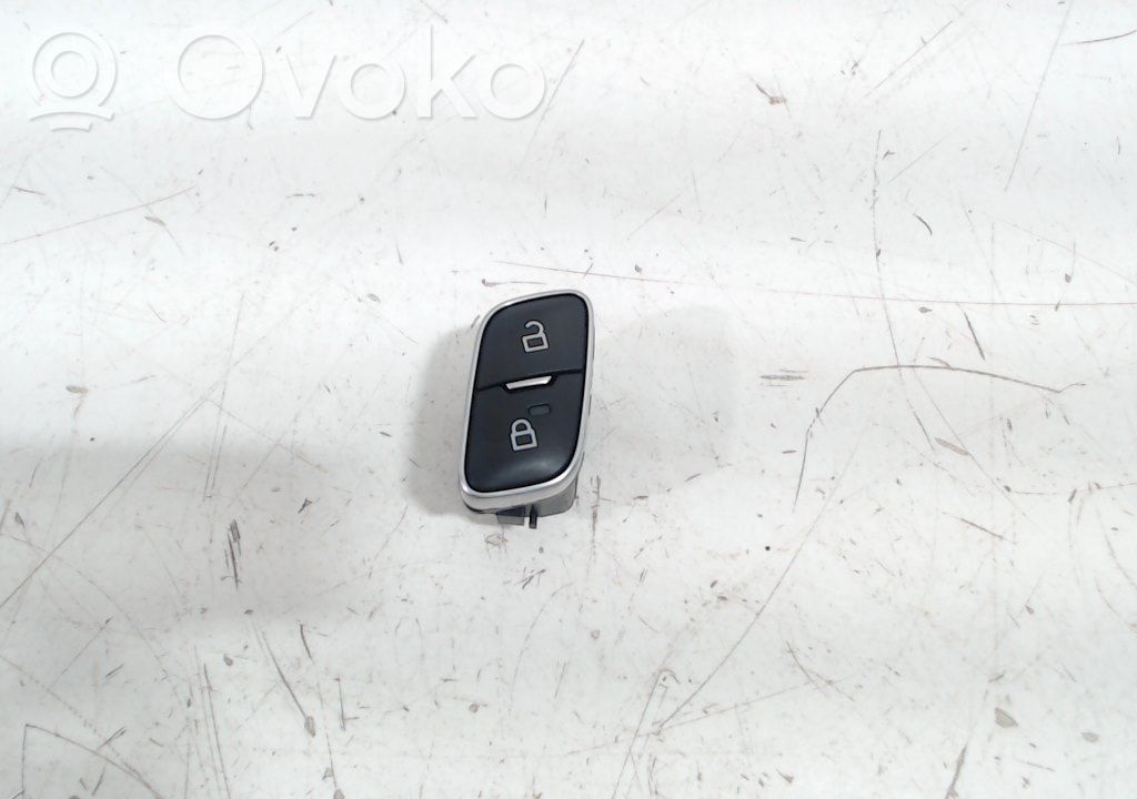 Ford Fiesta Central locking switch button 