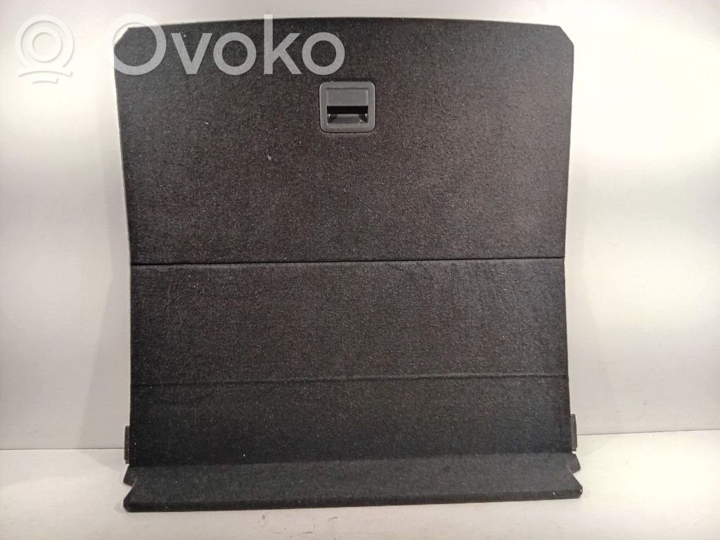 Volkswagen PASSAT B8 Capac plastic hayon 