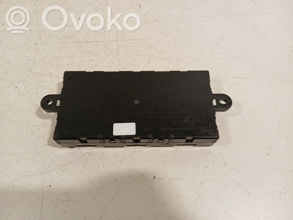 Volkswagen Golf VIII Unidad de control del ventilador 
