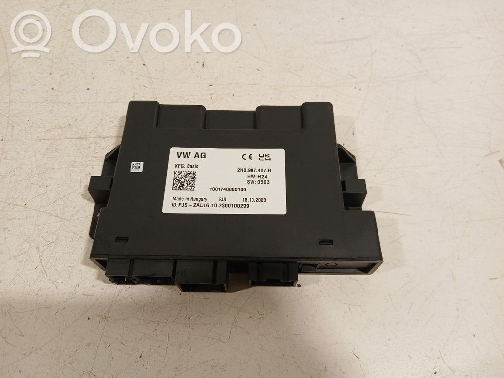 Volkswagen Golf VIII Central body control module 