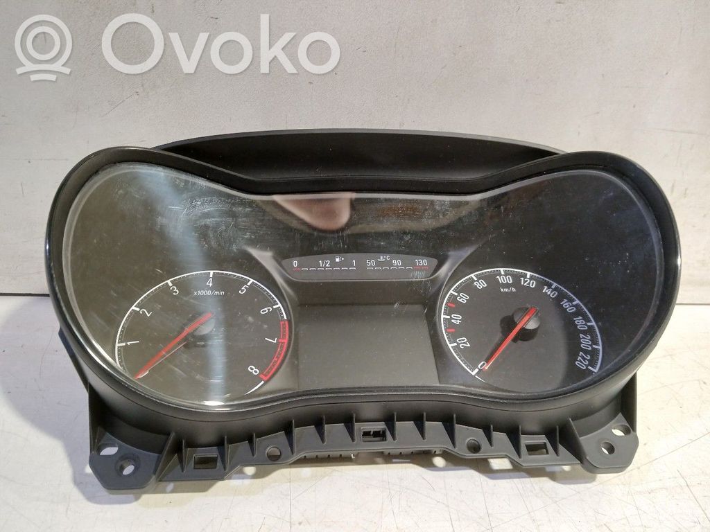 Opel Corsa E Spidometrs (instrumentu panelī) 