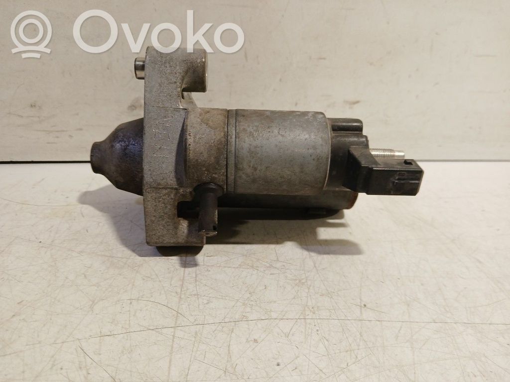 Peugeot 208 I Starter motor 