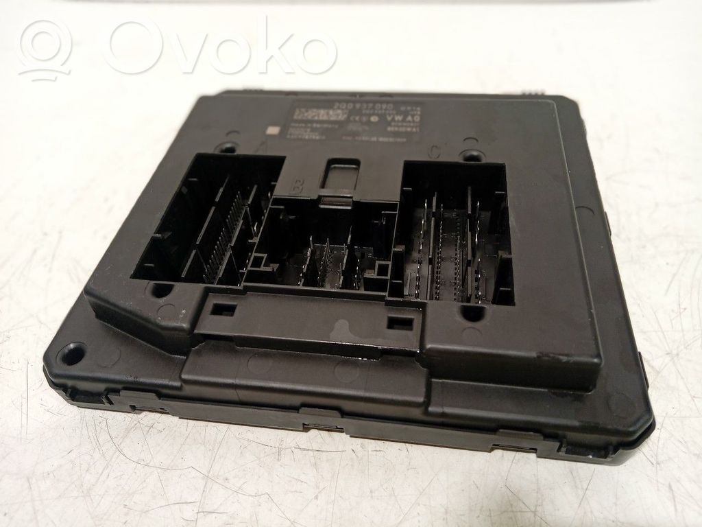 Volkswagen Polo VI Central body control module 