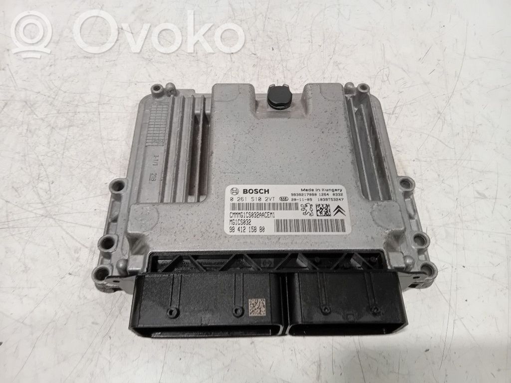 Peugeot 208 II Engine control unit/module 