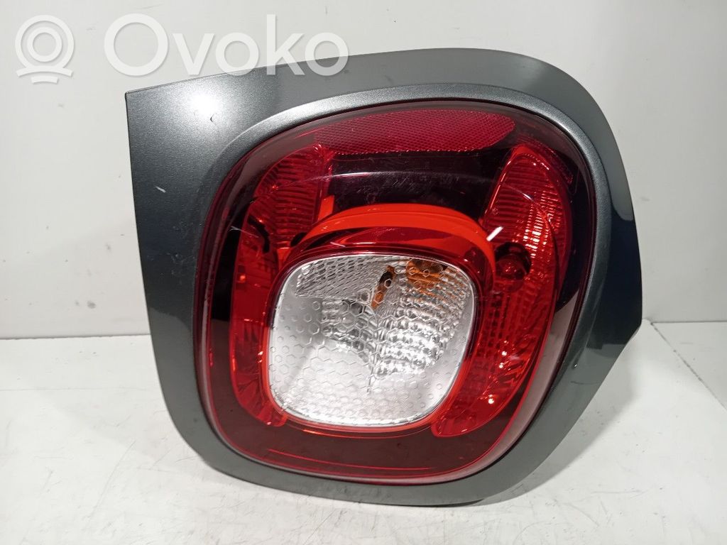 Smart ForFour II W453 Lampa tylna 