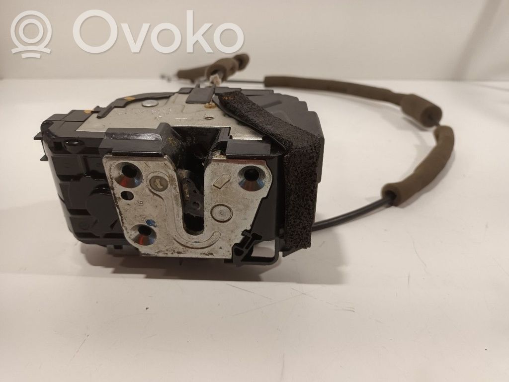 Zamek drzwi przednich   805013ZL0A