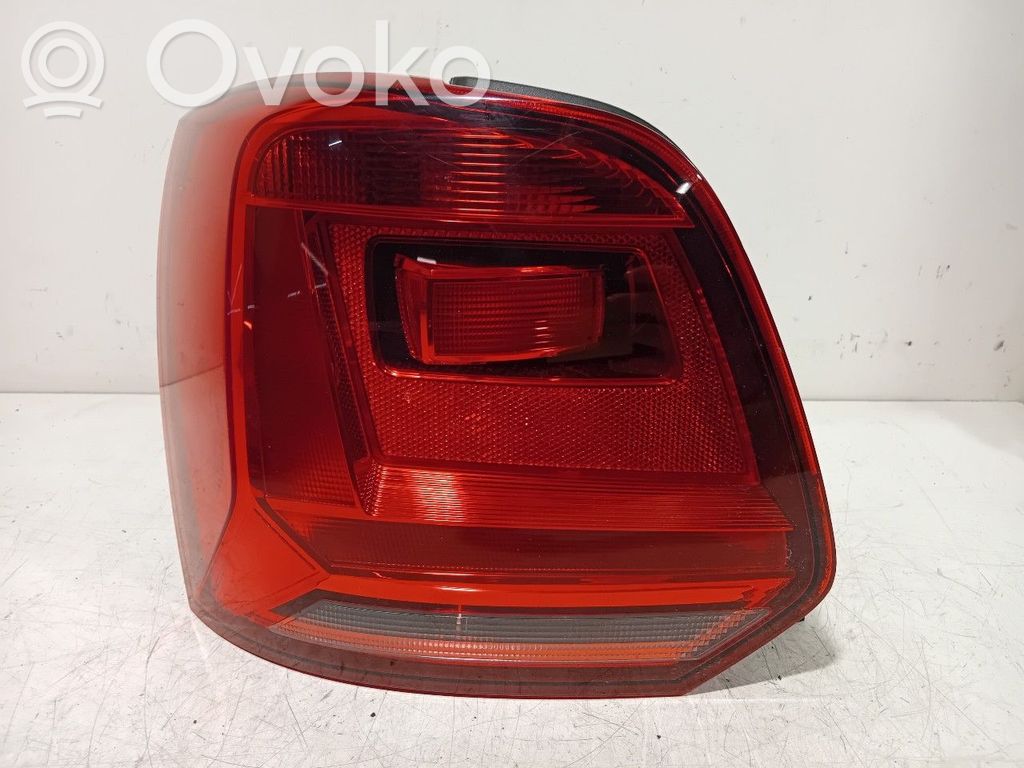 Volkswagen Polo V 6R Lampa tylna 