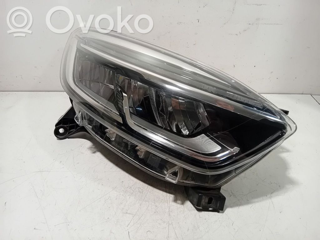 Renault Captur Phare frontale 