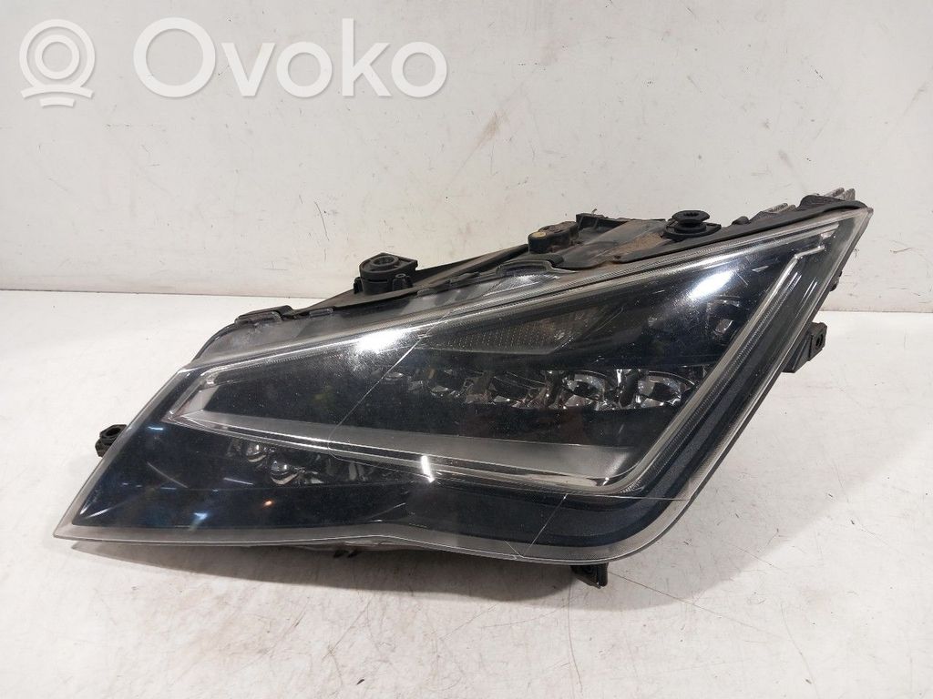 Seat Leon (5F) Lampa przednia