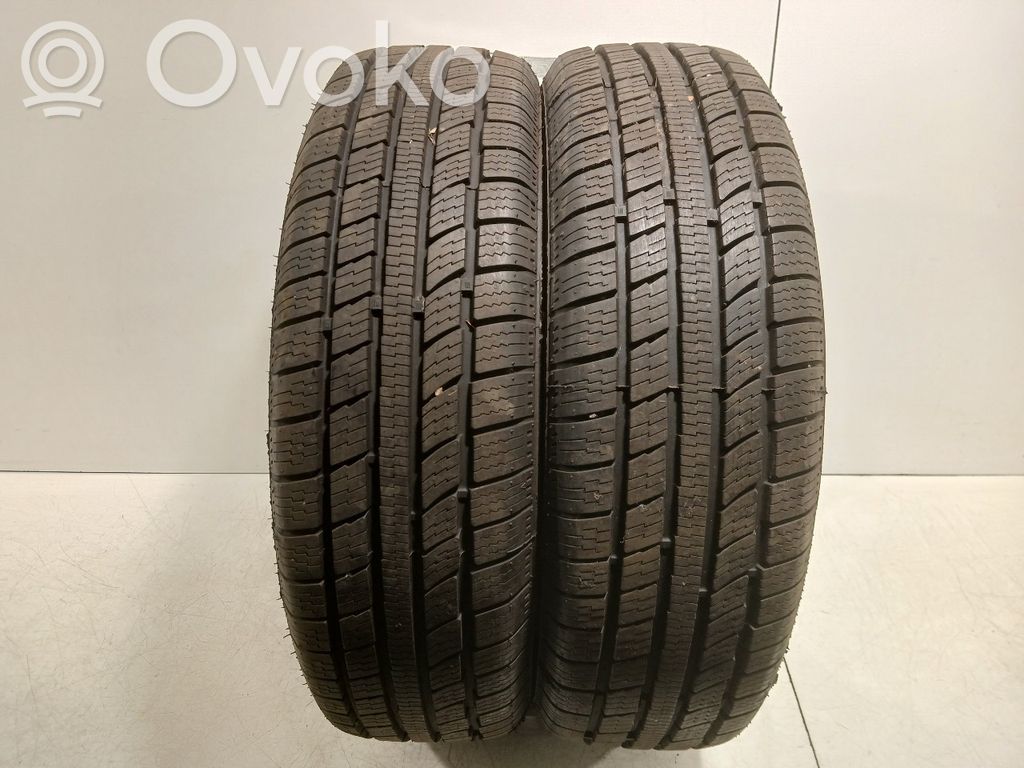 Anvelopă iarnă R15