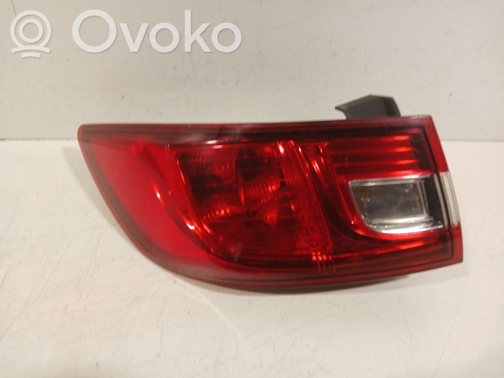 Renault Clio IV Rückleuchte Heckleuchte 