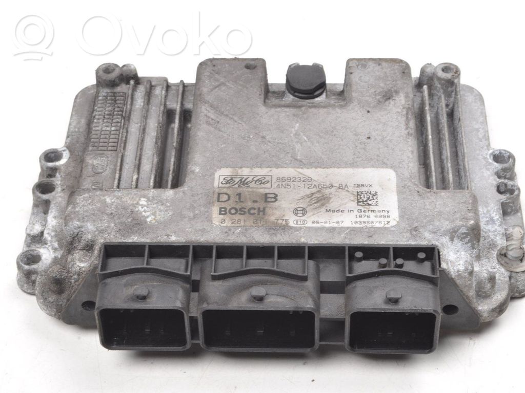 Engine control unit/module ECU   8692329