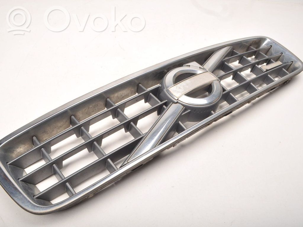 Volvo XC90 Atrapa chłodnicy / Grill 