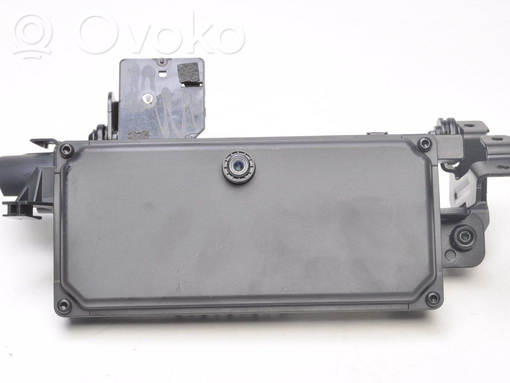 Volvo XC90 Front bumper camera 