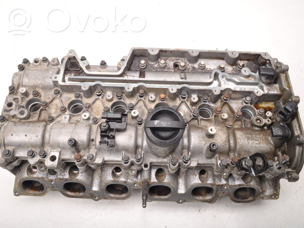 Engine head   RF7G9N6090AB