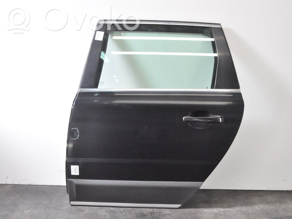 Rear door